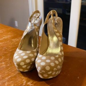 Bebe adorable polka dot heels Size 7 NIB